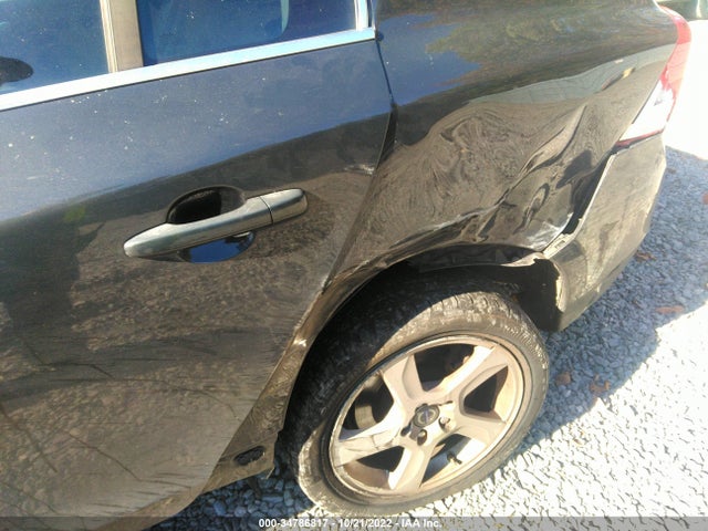 Volvo S60 2012 YV1622FS3C2140135 Image 6