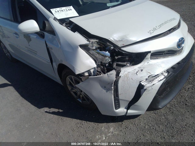 Toyota Prius V Two/five/three/four 2017 JTDZN3EU7HJ058876 Image 6