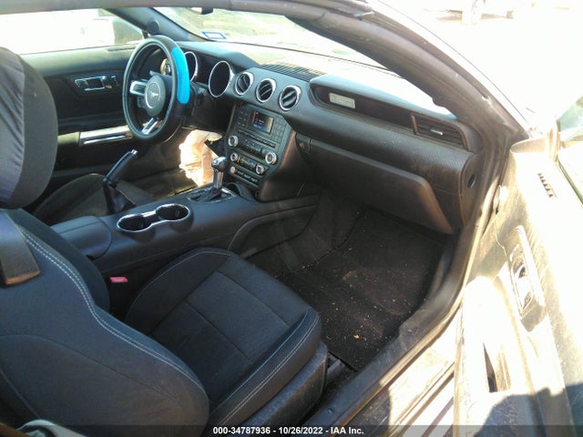 2017 Ford Mustang, VIN: 1FATP8EM6H5330152