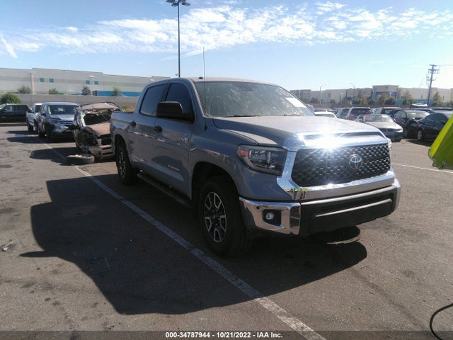 2018 Toyota Tundra, VIN: 5TFEY5F13JX235965