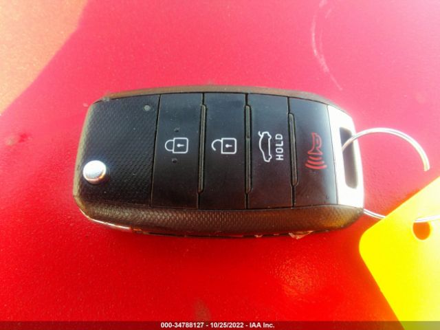3KPFL4A76HE012743 KIA FORTE S
