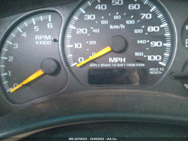 GMC YUKON XL 2001 3GKFK16T51G204435 Image 8