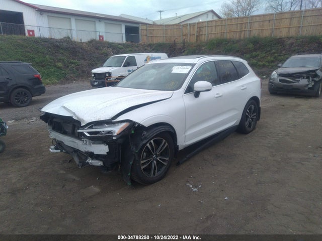 Volvo Xc60 Momentum 2019 LYV102RK0KB196418 Image 2