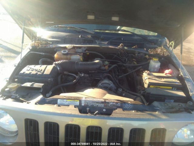 1J4GL38K95W556867 Jeep Liberty Renegade