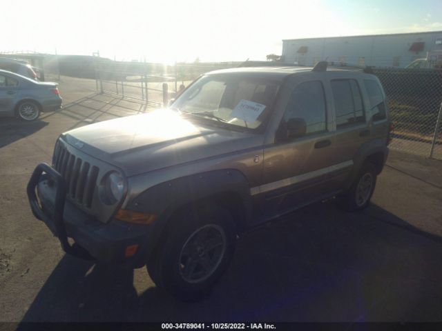 1J4GL38K95W556867 Jeep Liberty Renegade