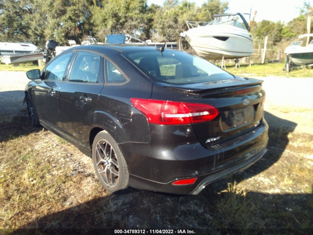 2015 FORD FOCUS SE VIN: 1FADP3F29FL235548