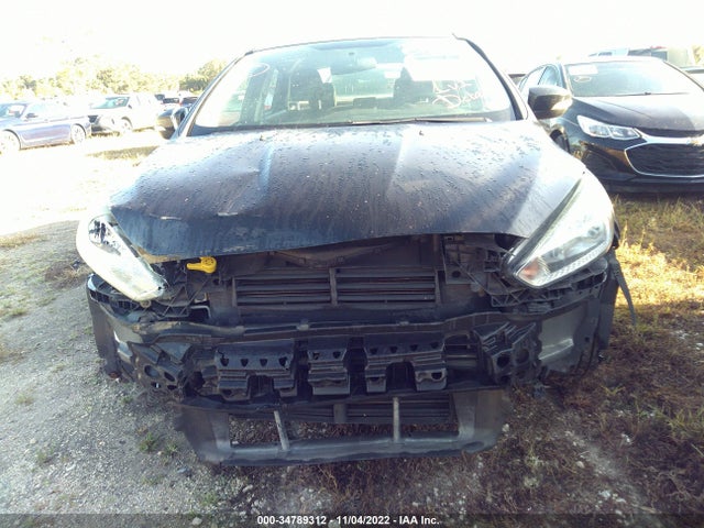 2015 FORD FOCUS SE VIN: 1FADP3F29FL235548