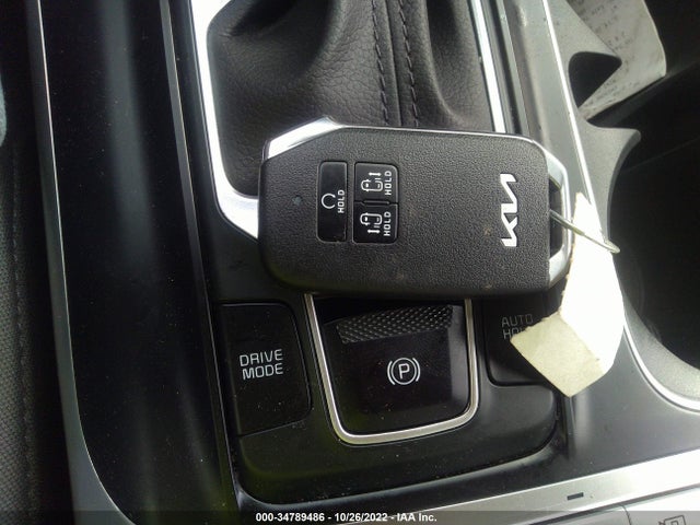 2022 Kia Carnival, VIN: KNDNB4H32N6186019