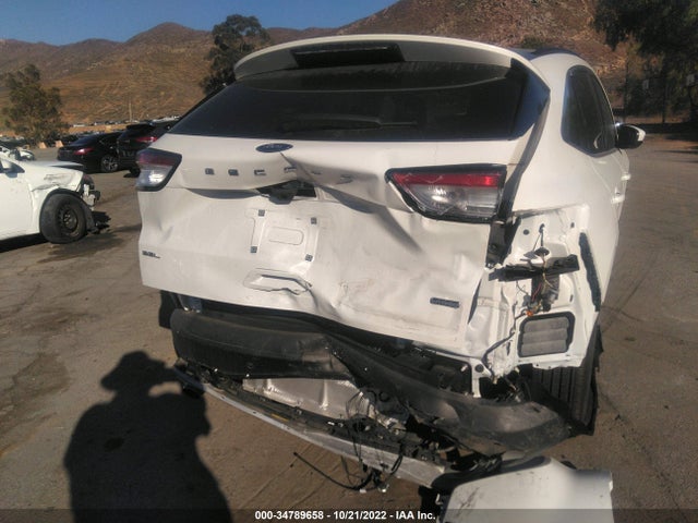 2022 Ford Escape, VIN: 1FMCU0KZXNUA27117
