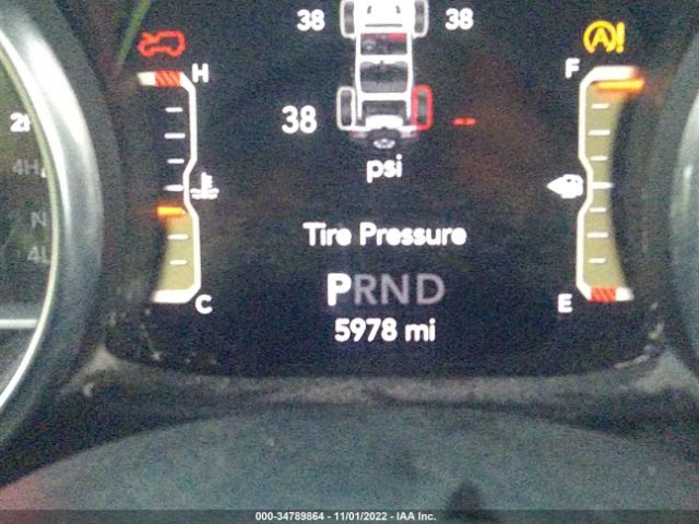 1C4HJXEG3JW327473 Jeep Wrangler Unlimited Sahara