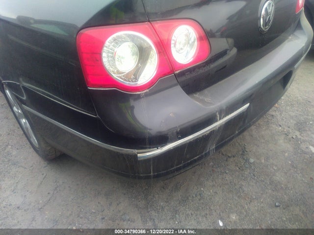 2006 VOLKSWAGEN PASSAT SEDAN 2.0T VIN: WVWAK73C06P028507