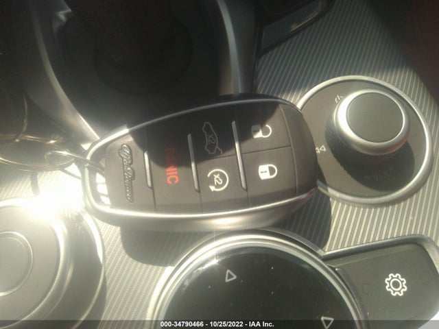 ZASPAKBN2N7D50123 Alfa Romeo Stelvio Veloce