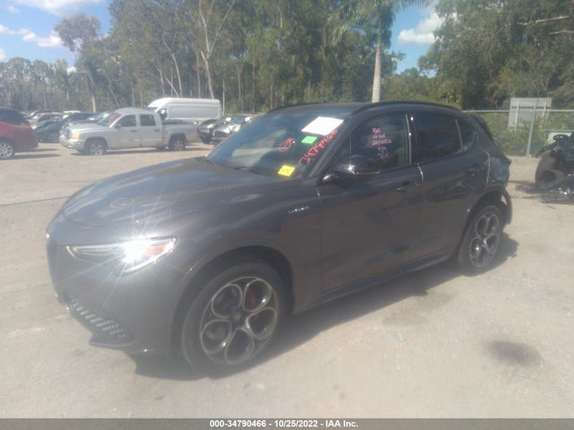ZASPAKBN2N7D50123 Alfa Romeo Stelvio Veloce