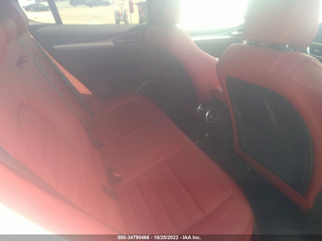 ZASPAKBN2N7D50123 Alfa Romeo Stelvio Veloce