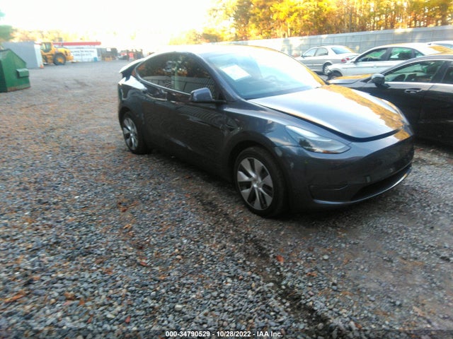 Tesla Model Y Long Range 2022 7SAYGAEE4NF532162 main image