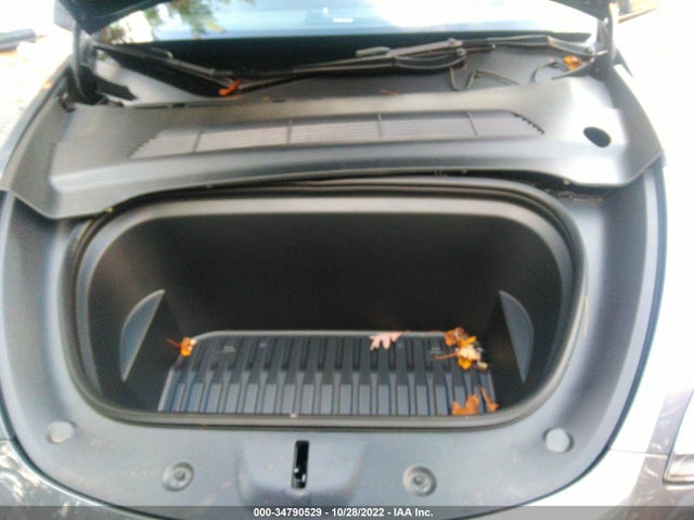 Tesla Model Y Long Range 2022 7SAYGAEE4NF532162 Image 10