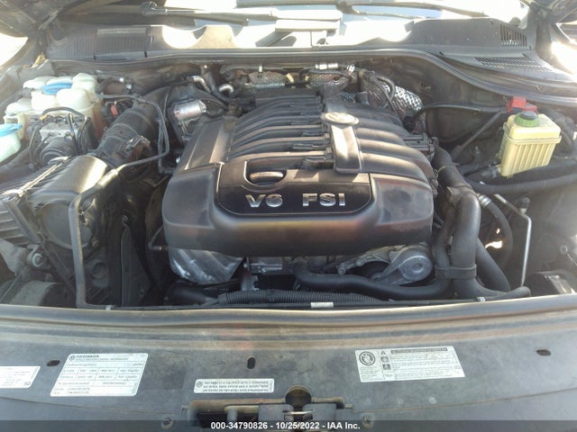 WVGEF9BP6CD006610 Volkswagen Touareg Sport
