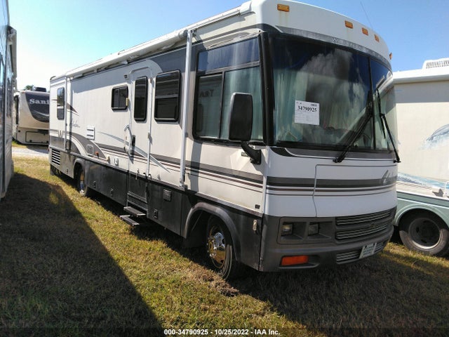 2001 FORD F550 SUPER DUTY STRIPPED CHASS VIN: 1FCNF53S210A09427