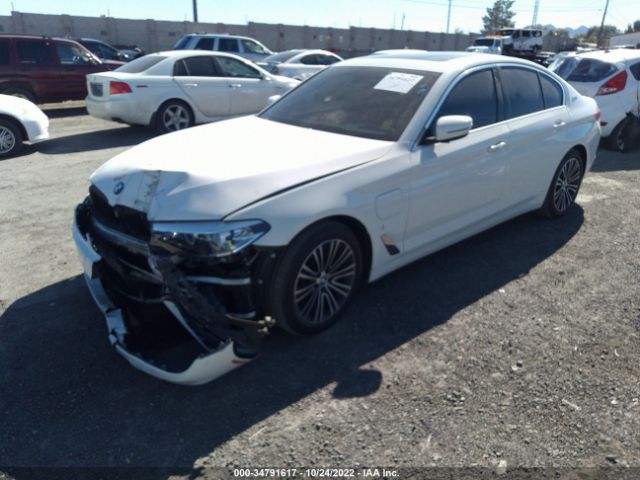 WBAJA9C5XJB033068 BMW 530e Iperformance