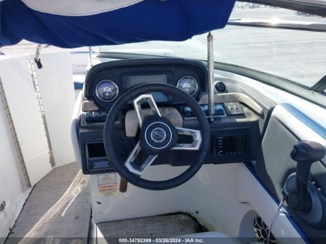 2021 CROWNLINE OTHER KIS86624F021      Photo 6