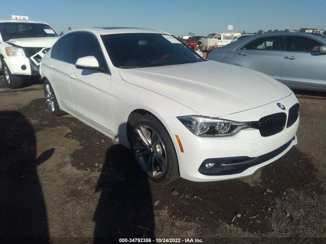 2018 BMW 3 Series, VIN: WBA8B9C57JEE82298