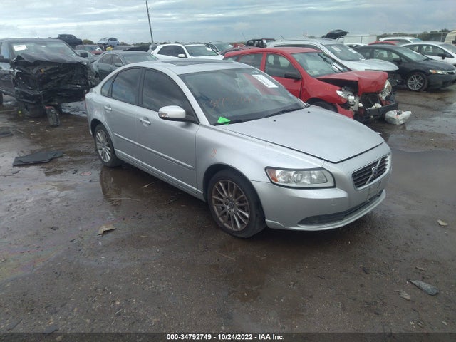 Volvo S40 2010 YV1382MS1A2488887 main image