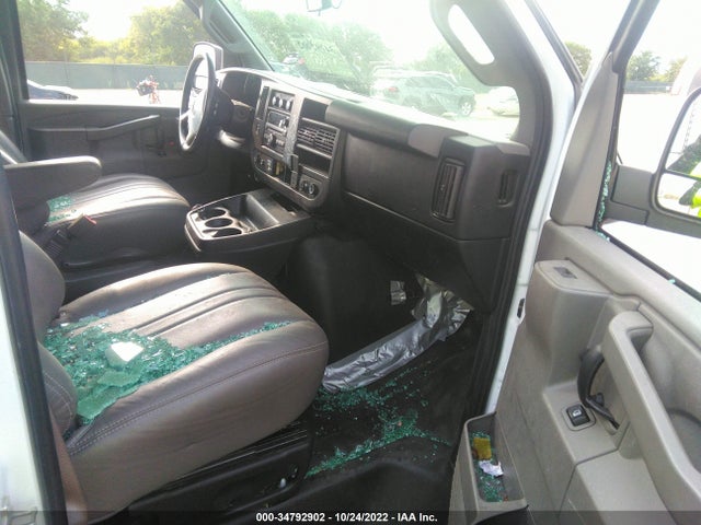 2017 Chevrolet Express, VIN: 1GAZGNFF7H1267940