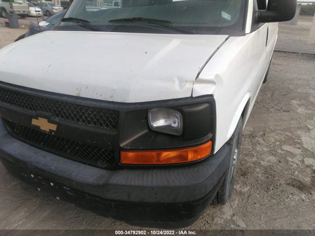 2017 Chevrolet Express, VIN: 1GAZGNFF7H1267940