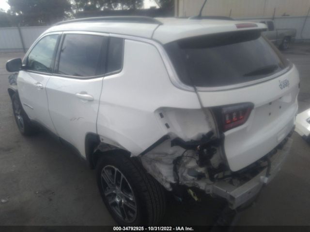 Jeep Compass Latitude 2018 3C4NJCBBXJT468745 Image 3