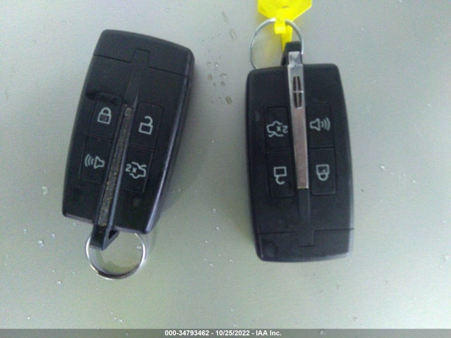 Lincoln MKS 2011 1LNHL9DR0BG614947 Image 11