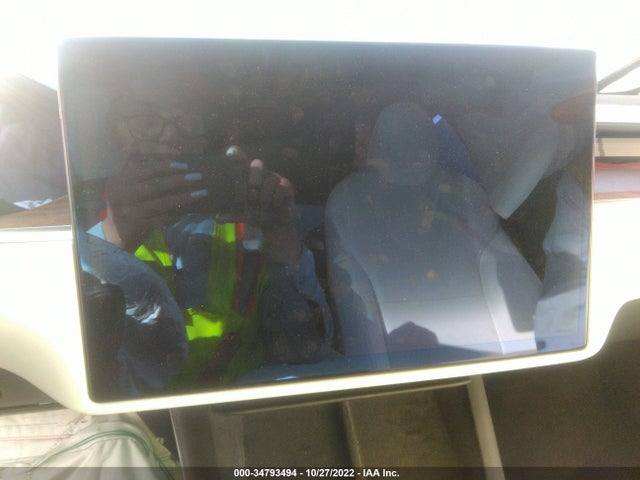 Tesla MODEL X 2022 7SAXCBE57NF329912 Image 8