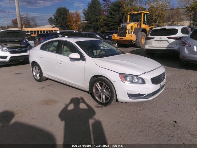 2014 Volvo S40, VIN: YV1612FH0E1292776