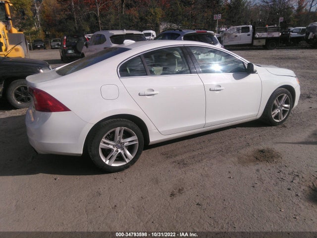 2014 Volvo S40, VIN: YV1612FH0E1292776