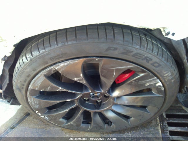 Tesla Model Y Performance 2022 7SAYGDEF1NF521162 Image 13
