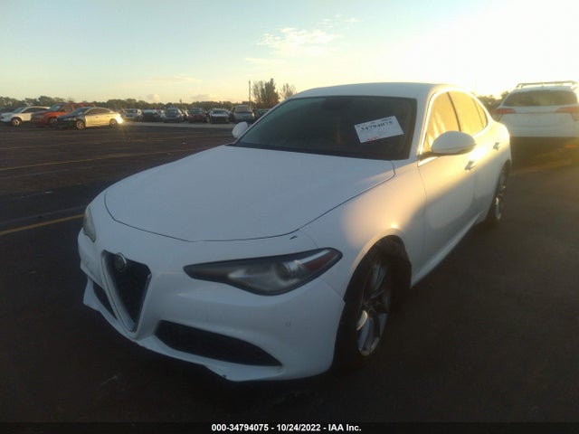 2017 Alfa Romeo Giulia, VIN: ZARFAEDN1H7547331