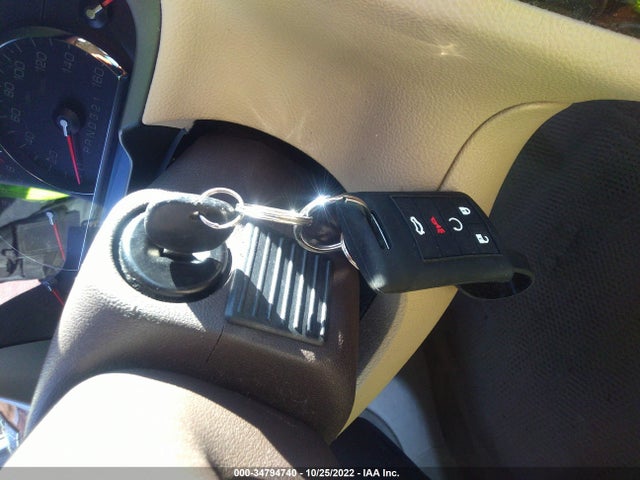 Cadillac DTS 2008 1G6KD57Y98U125687 Image 3