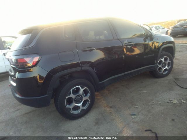 3C4NJDDB6NT124127 Jeep Compass Trailhawk
