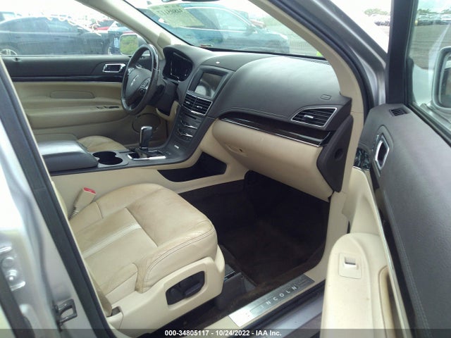 Lincoln Mkt Reserve 2018 2LMHJ5AT9JBL00500 Image 6