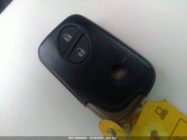 Lexus CT 200H 2012 JTHKD5BH9C2058693 Image 3