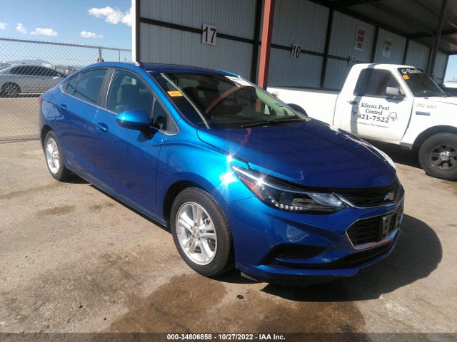 Chevrolet CRUZE LT 2018 1G1BE5SM4J7153943 Image 1