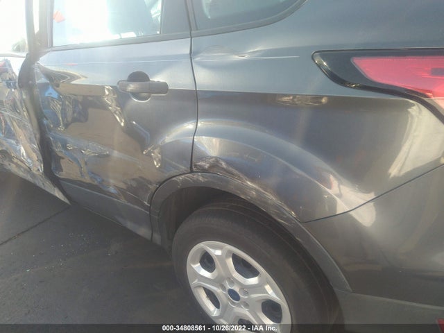 2017 Ford Escape, VIN: 1FMCU0F71HUD25522