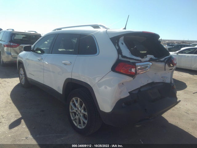 2016 Jeep Cherokee, VIN: 1C4PJLCB7GW329585