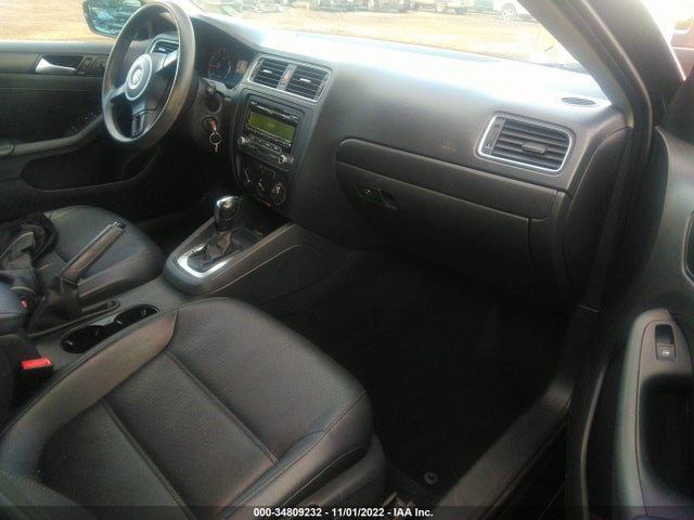 2014 VOLKSWAGEN JETTA SEDAN SE VIN: 3VWD07AJ3EM368885