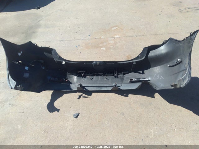 2016 Kia Cadenza, VIN: KNALN4D7XG5209320
