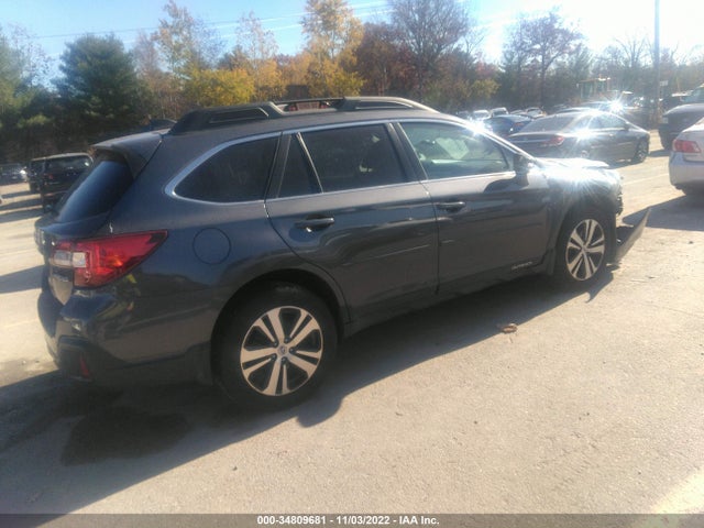 2018 Subaru Outback, VIN: 4S4BSANCXJ3290030