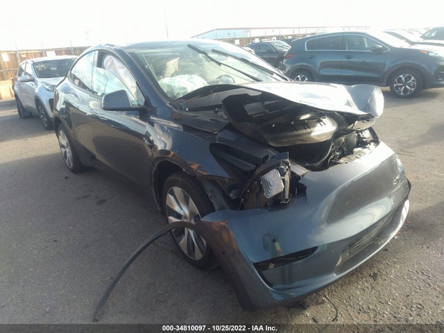 Tesla Model Y 2020 5YJYGDEE4LF053610 zdjęcie główne