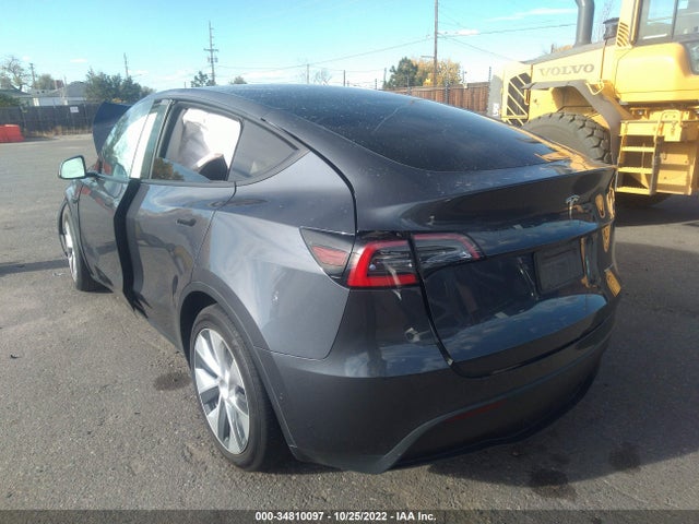 Tesla Model Y 2020 5YJYGDEE4LF053610 Image 3