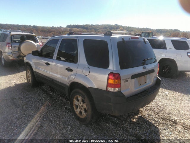 2005 FORD ESCAPE XLT VIN: 1FMYU93155DA01303