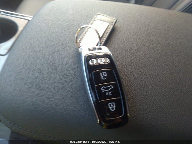 2022 Audi Q7, VIN: WA1LXBF72ND017482