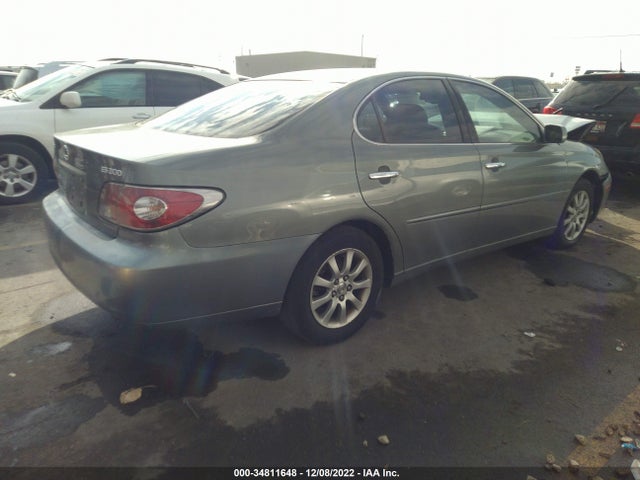 Lexus ES 300 2002 JTHBF30G720008149 Image 5